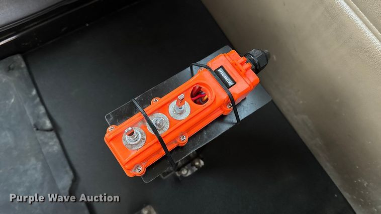 image for item EM2450 2016 Kenworth T680 semi truck