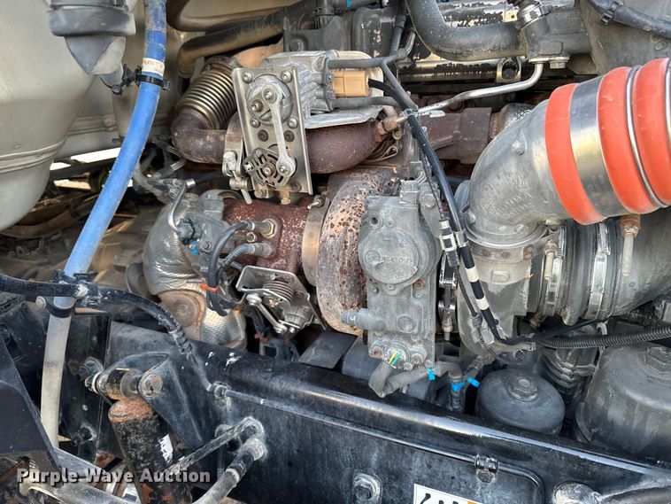 image for item EM2450 2016 Kenworth T680 semi truck