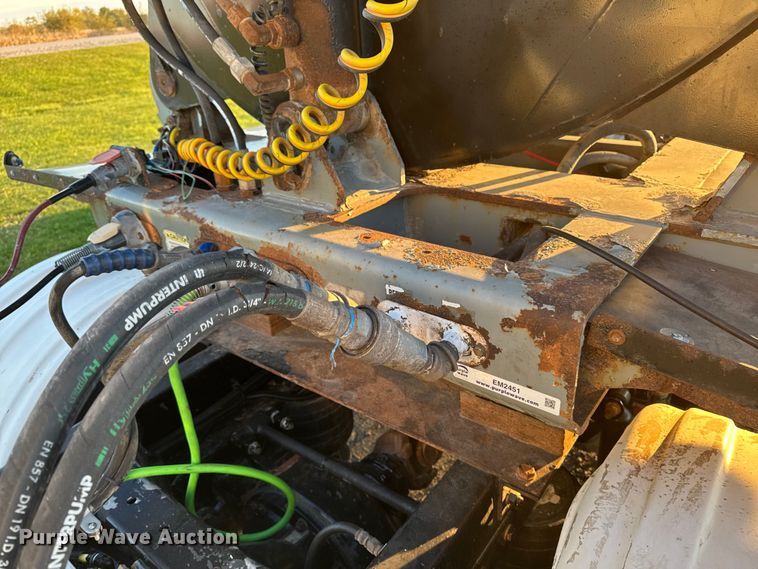 image for item EM2451 2013 SmithCo Manufacturing SX2-42-34 side dump trailer