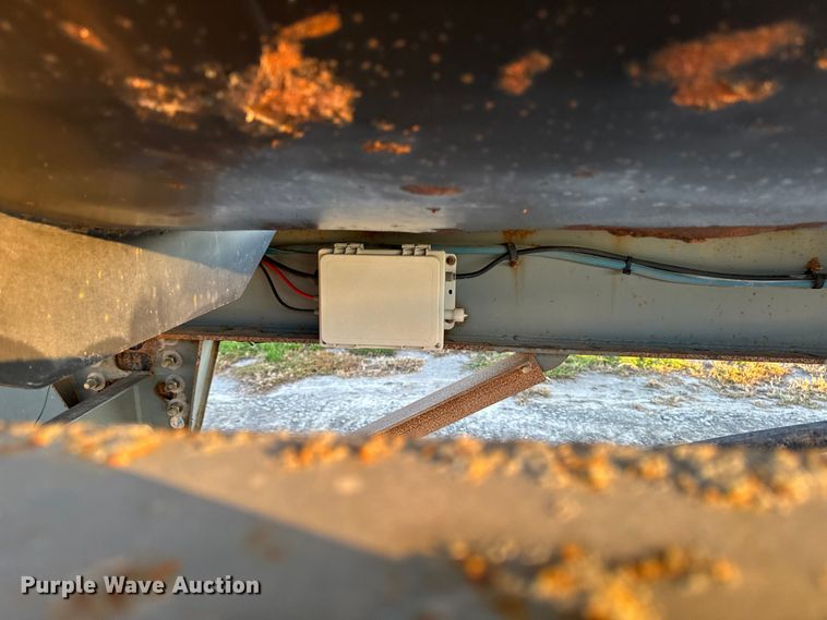 image for item EM2451 2013 SmithCo Manufacturing SX2-42-34 side dump trailer