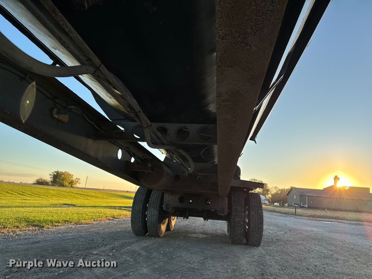 image for item EM2451 2013 SmithCo Manufacturing SX2-42-34 side dump trailer