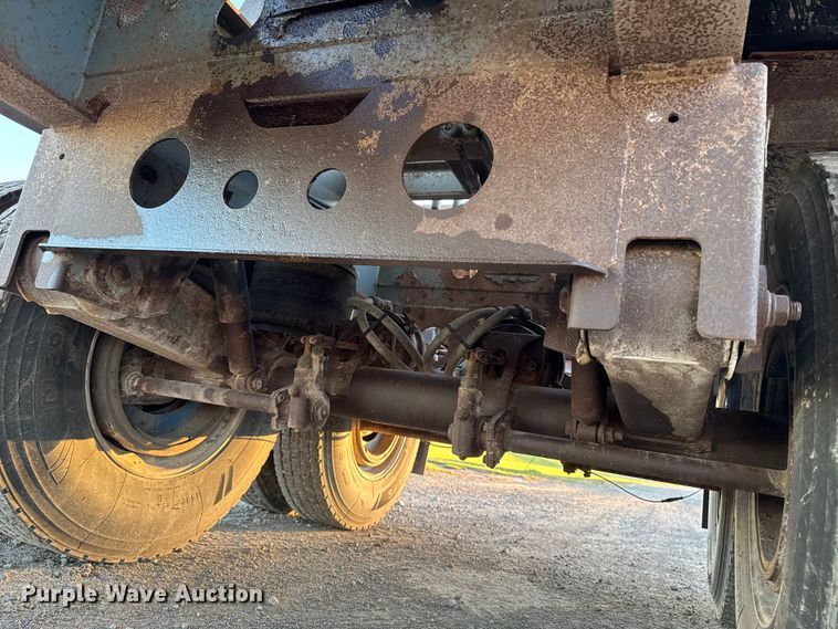 image for item EM2451 2013 SmithCo Manufacturing SX2-42-34 side dump trailer