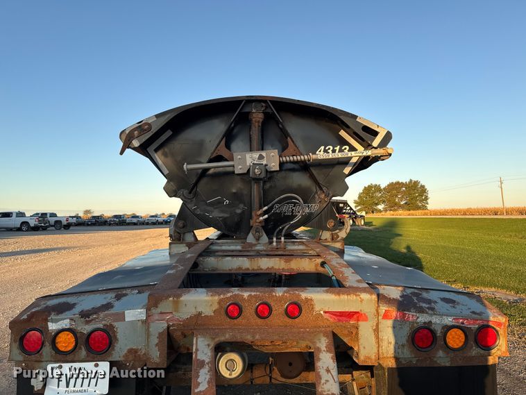 image for item EM2451 2013 SmithCo Manufacturing SX2-42-34 side dump trailer