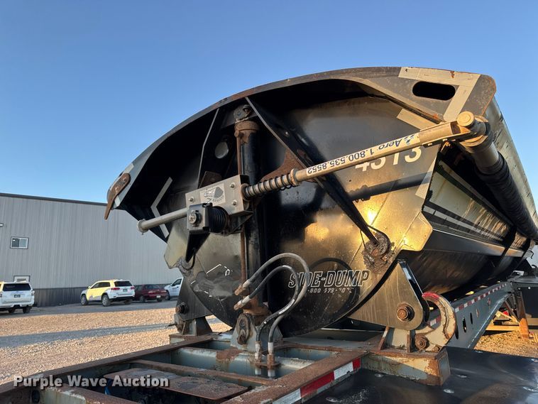 image for item EM2451 2013 SmithCo Manufacturing SX2-42-34 side dump trailer