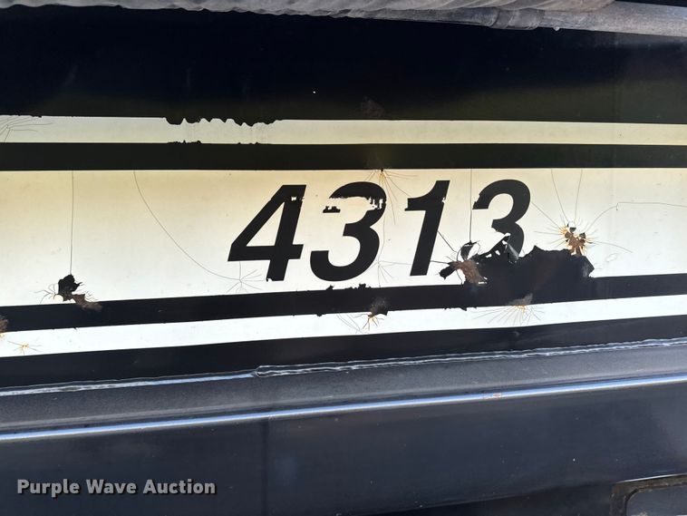 image for item EM2451 2013 SmithCo Manufacturing SX2-42-34 side dump trailer