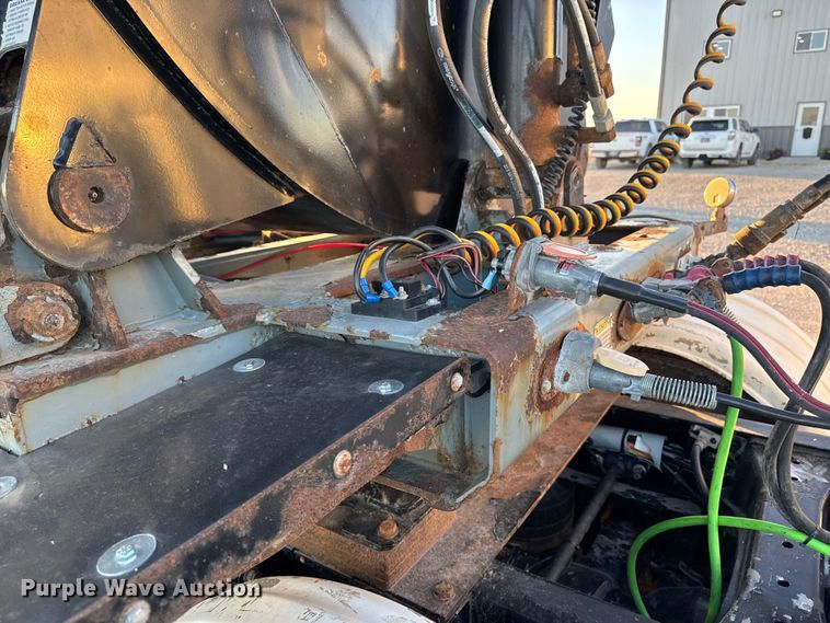 image for item EM2451 2013 SmithCo Manufacturing SX2-42-34 side dump trailer