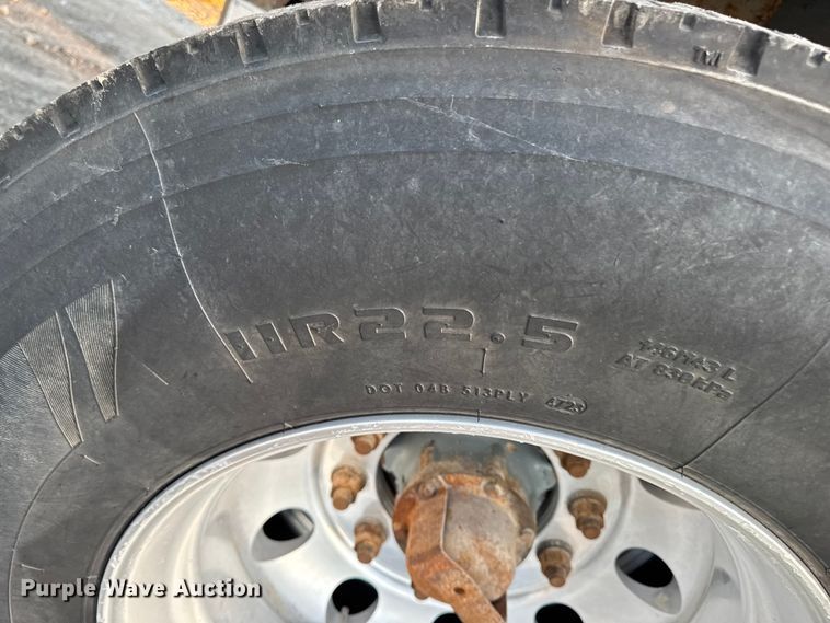 image for item EM2451 2013 SmithCo Manufacturing SX2-42-34 side dump trailer