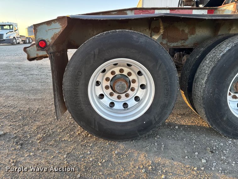 image for item EM2451 2013 SmithCo Manufacturing SX2-42-34 side dump trailer