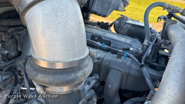 image for item EM2452 2016 Kenworth T680 semi truck