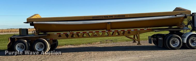 image for item EM2453 2020 Trail King Industries TK60SSD-402 side dump trailer
