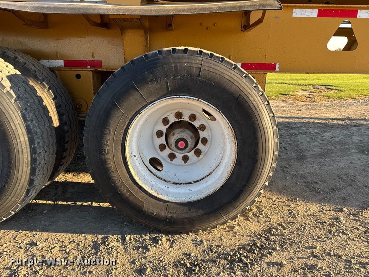 image for item EM2453 2020 Trail King Industries TK60SSD-402 side dump trailer