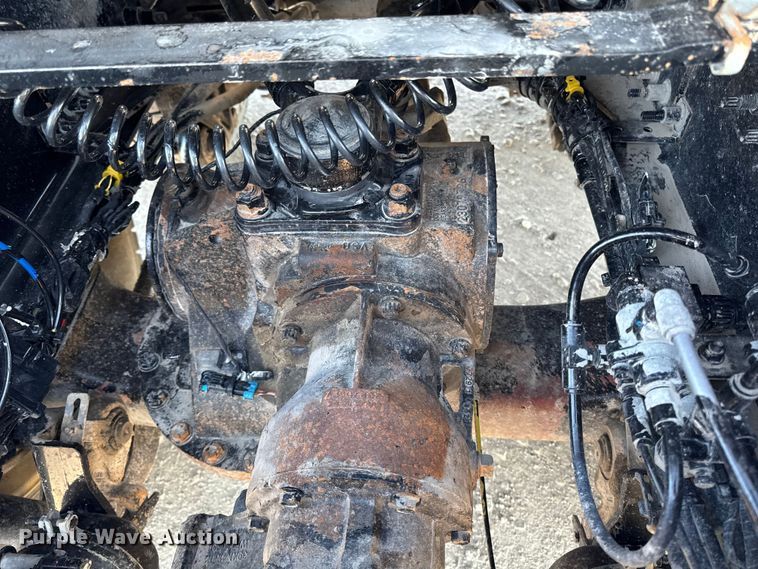 image for item EM2454 2022 Mack Granite semi truck