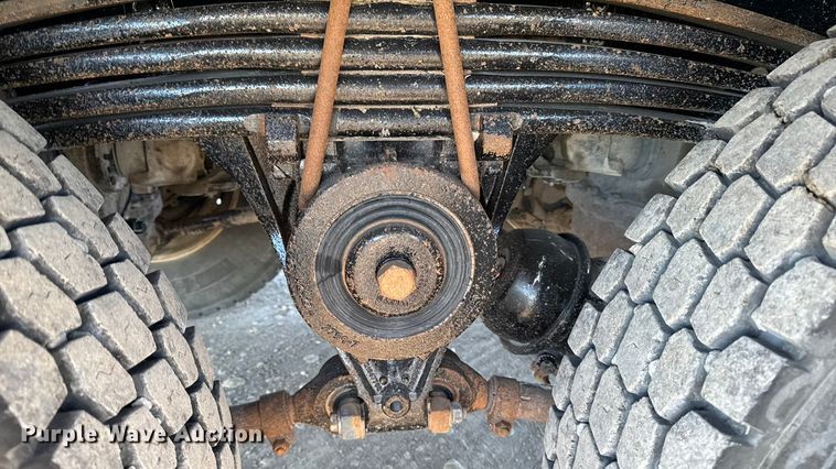 image for item EM2454 2022 Mack Granite semi truck