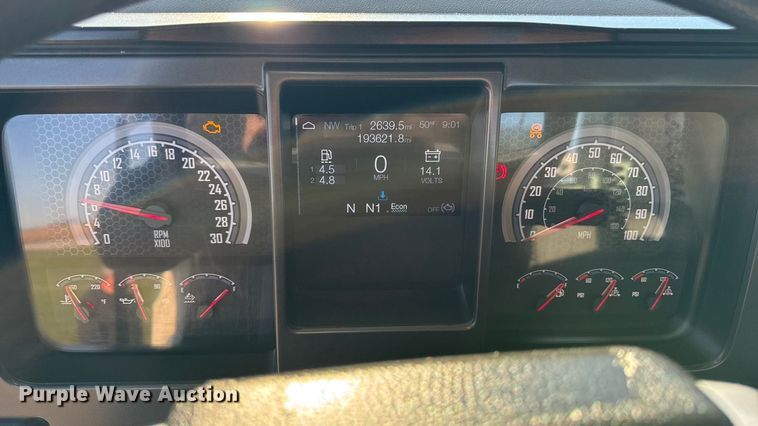 image for item EM2454 2022 Mack Granite semi truck