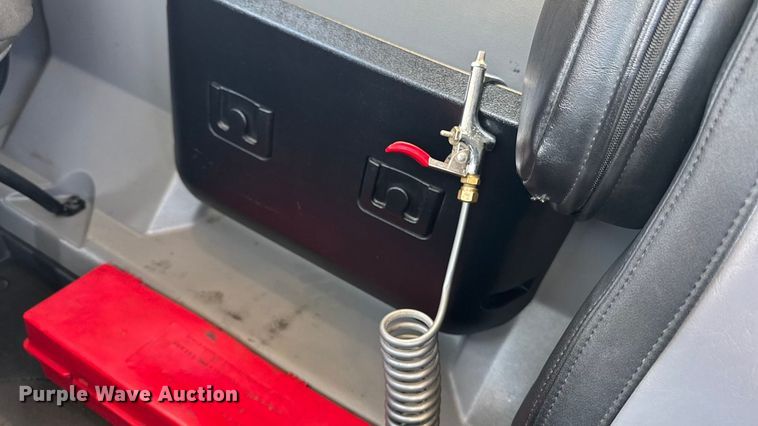 image for item EM2454 2022 Mack Granite semi truck