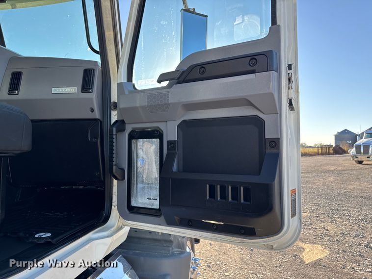 image for item EM2454 2022 Mack Granite semi truck