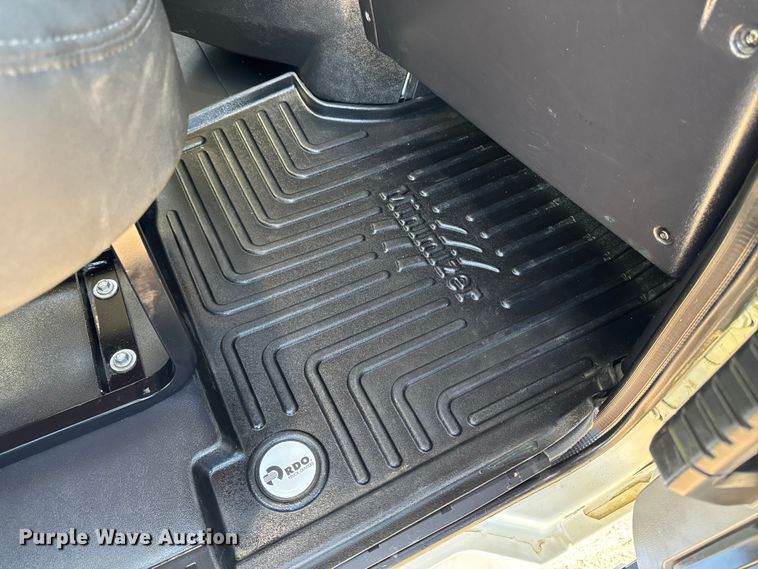 image for item EM2454 2022 Mack Granite semi truck