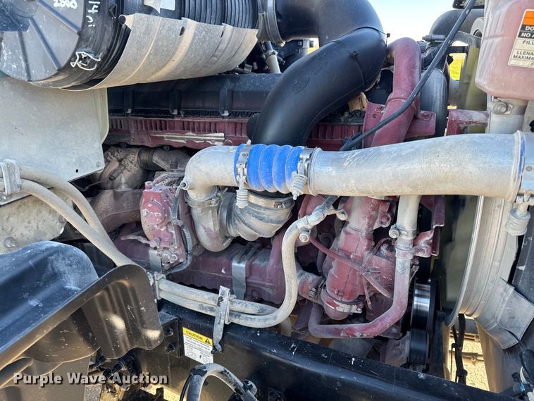 image for item EM2454 2022 Mack Granite semi truck