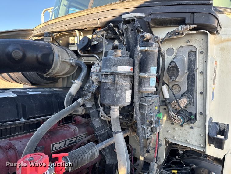 image for item EM2454 2022 Mack Granite semi truck