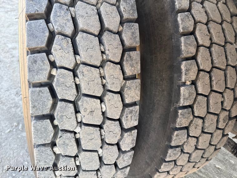 image for item EM2454 2022 Mack Granite semi truck