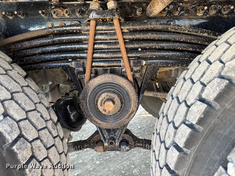 image for item EM2454 2022 Mack Granite semi truck