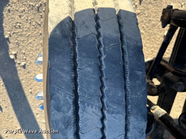 image for item EM2454 2022 Mack Granite semi truck