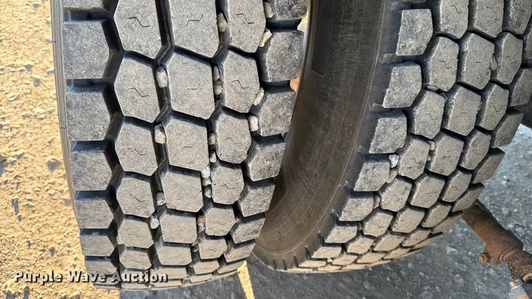 image for item EM2454 2022 Mack Granite semi truck