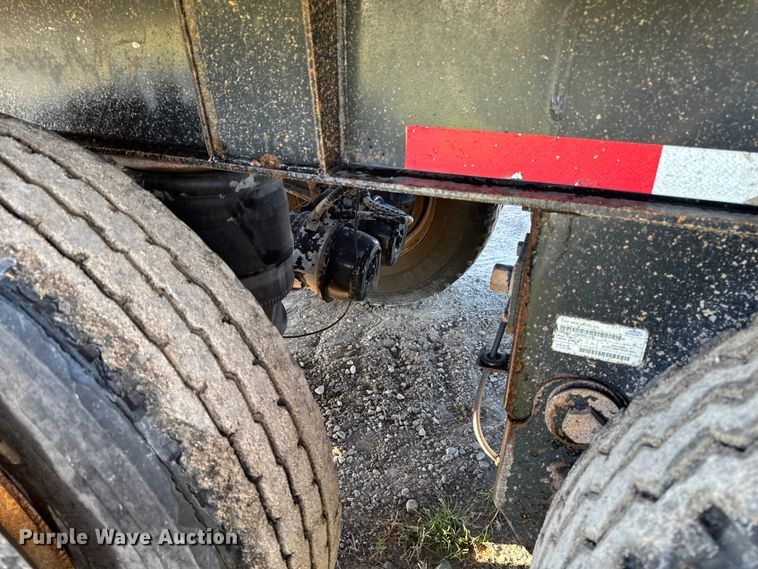 image for item EM2455 2017 Trail King  TK60SSD-403 side dump trailer