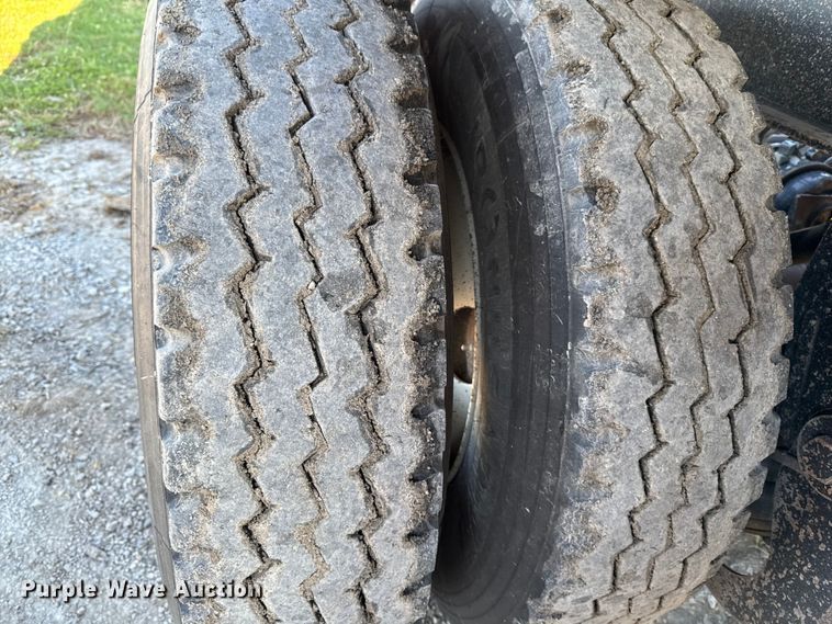 image for item EM2455 2017 Trail King  TK60SSD-403 side dump trailer