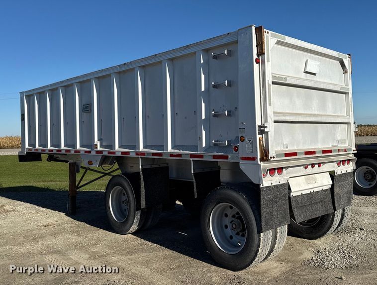 image for item EM2458 2009 East Manufacturing Corp. end dump trailer