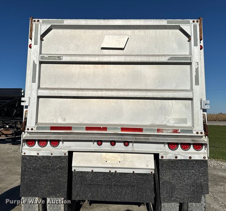 image for item EM2458 2009 East Manufacturing Corp. end dump trailer