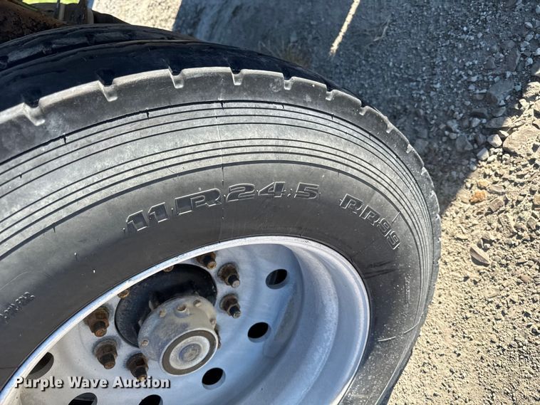 image for item EM2458 2009 East Manufacturing Corp. end dump trailer