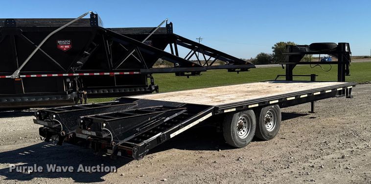image for item EM2461 2016 Delta Manufacturing equipment trailer