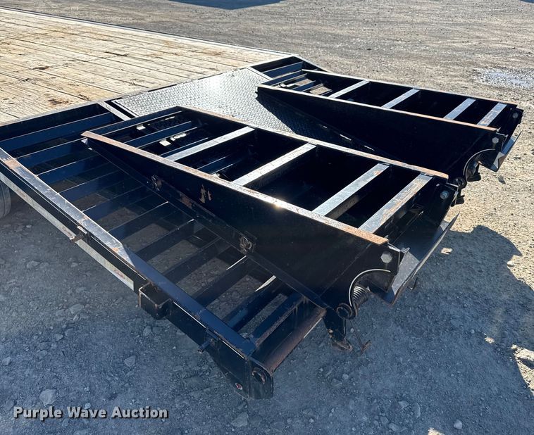 image for item EM2461 2016 Delta Manufacturing equipment trailer