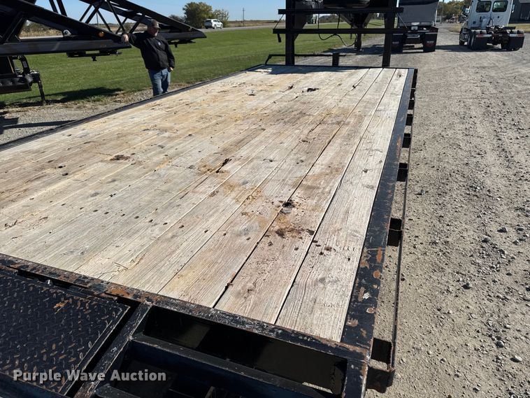 image for item EM2461 2016 Delta Manufacturing equipment trailer