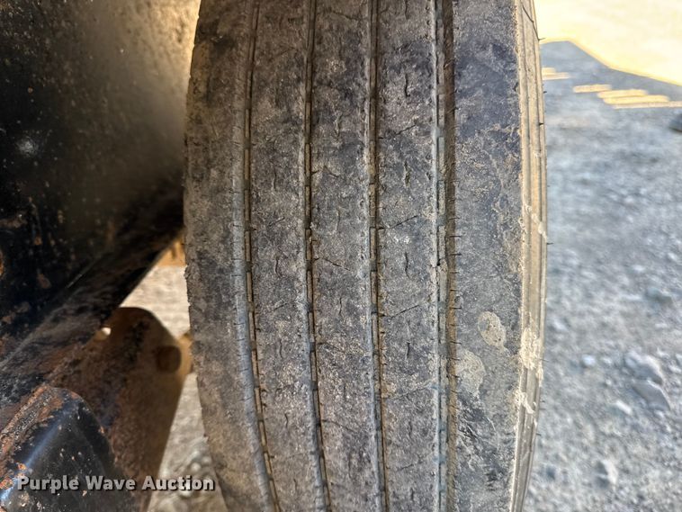 image for item EM2461 2016 Delta Manufacturing equipment trailer