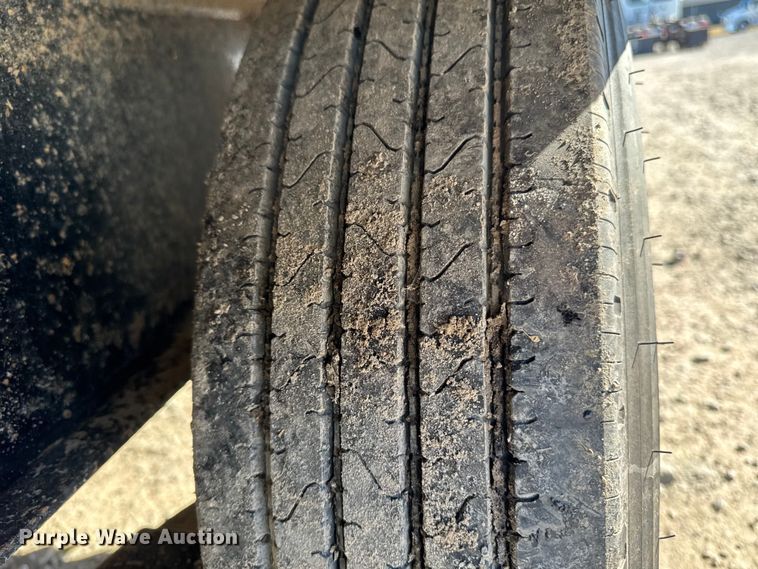 image for item EM2461 2016 Delta Manufacturing equipment trailer