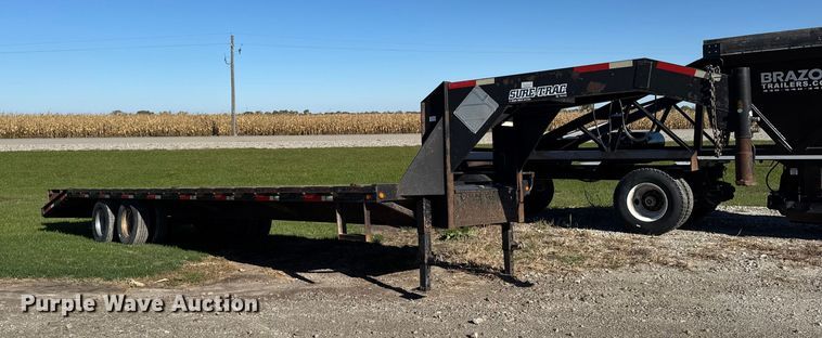 image for item EM2462 2009 Sure-Trac equipment trailer