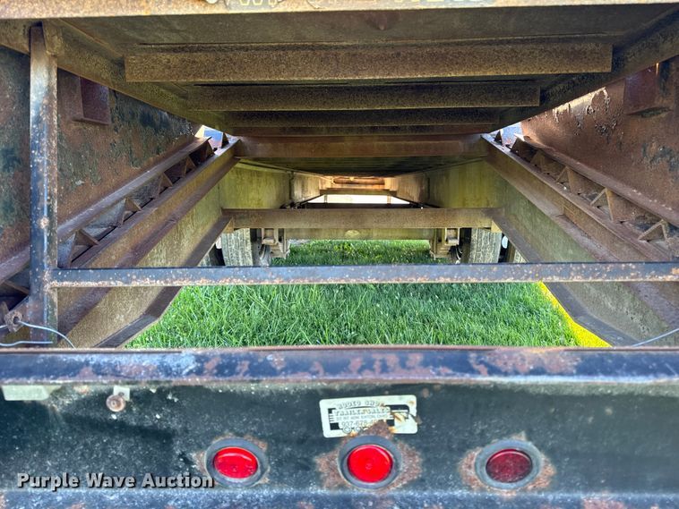 image for item EM2462 2009 Sure-Trac equipment trailer