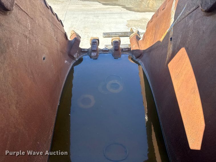 image for item EM2467 NC excavator sand bucket