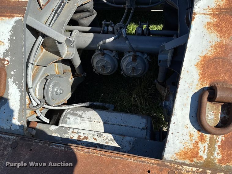 image for item EM2472 1998 Trail King TK110HDG-503 lowboy equipment trailer