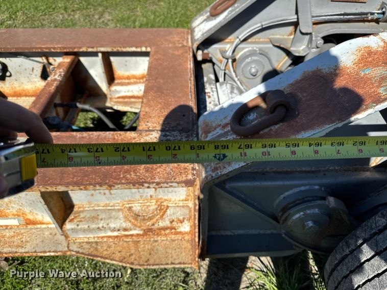 image for item EM2472 1998 Trail King TK110HDG-503 lowboy equipment trailer