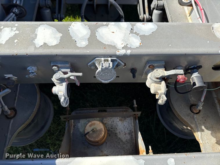 image for item EM2472 1998 Trail King TK110HDG-503 lowboy equipment trailer