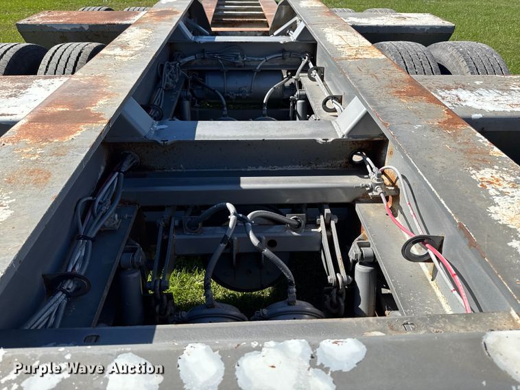 image for item EM2472 1998 Trail King TK110HDG-503 lowboy equipment trailer