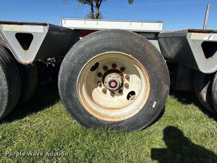 image for item EM2472 1998 Trail King TK110HDG-503 lowboy equipment trailer