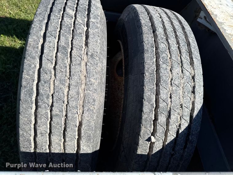 image for item EM2472 1998 Trail King TK110HDG-503 lowboy equipment trailer