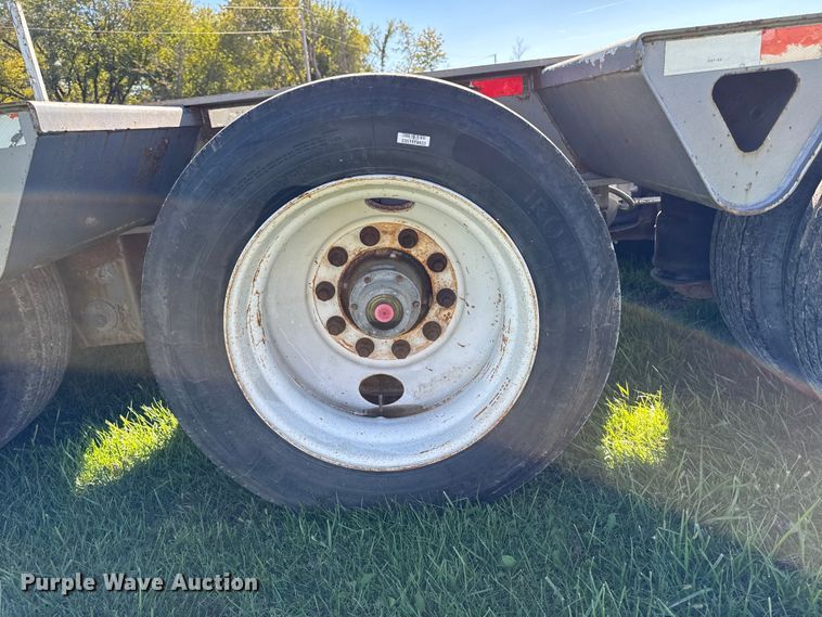 image for item EM2472 1998 Trail King TK110HDG-503 lowboy equipment trailer