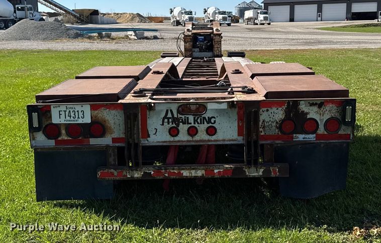 image for item EM2472 1998 Trail King TK110HDG-503 lowboy equipment trailer