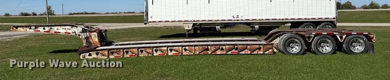 image for item EM2472 1998 Trail King TK110HDG-503 lowboy equipment trailer