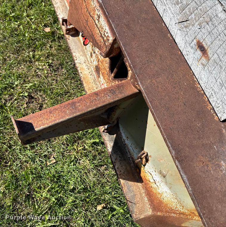 image for item EM2472 1998 Trail King TK110HDG-503 lowboy equipment trailer